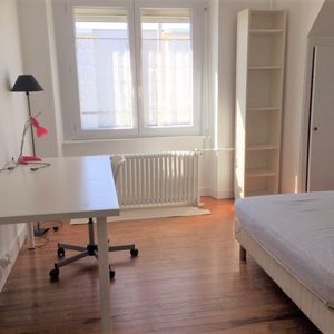 QUIMPER chambre avec parties communes - Photo 2