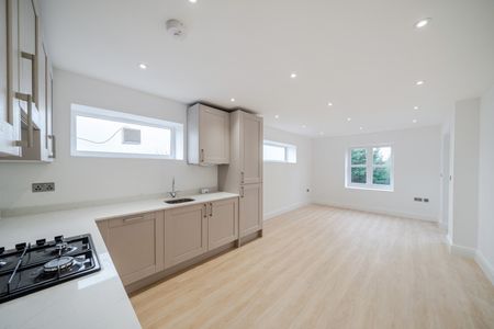 2 Bed Flat, West Hill, CR2 - Photo 5