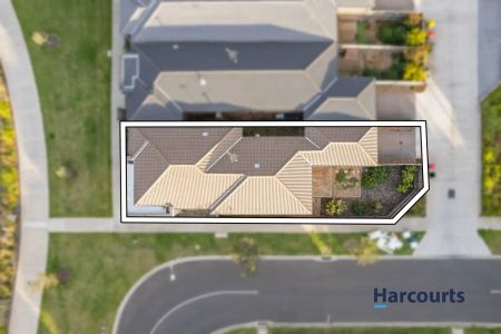 “FAMILY HOME IN WESTBROOK ESTATE” - Photo 4