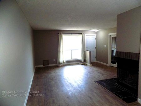 1876 111A Street Northwest - Photo 4