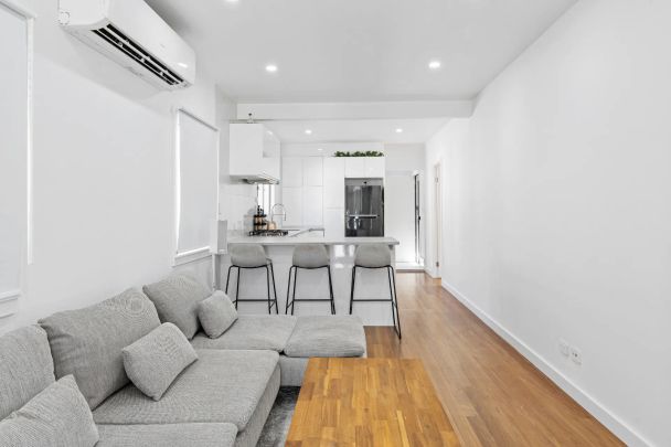 Fully renovated home in ideal location - Photo 1