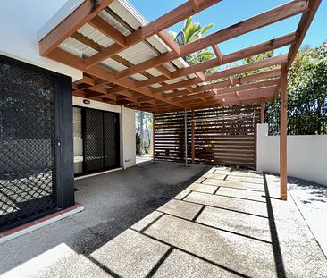 1/15 Duxton Drive, Varsity Lakes - Photo 1