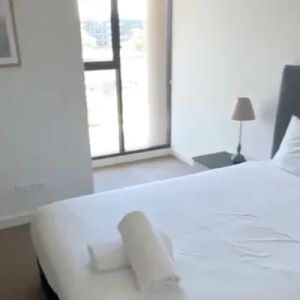 6 Kingsborough Wy, Sydney - Photo 2