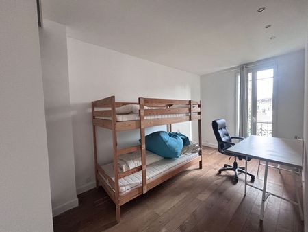 Location Appartement 4 pièces 92m² - Photo 5