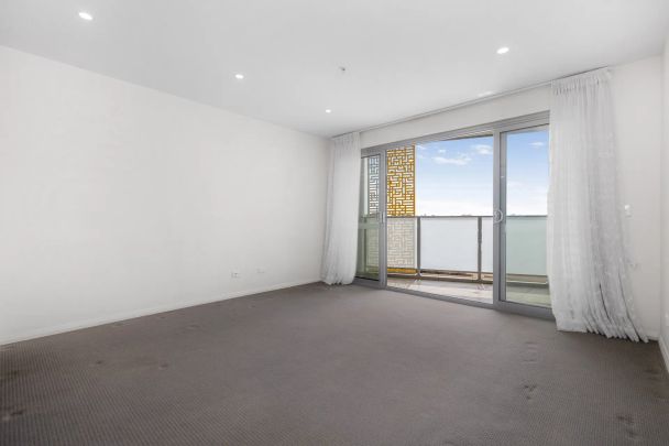 Two Bedroom Apartment with Rockdale Views - Photo 1