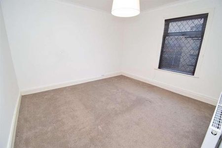 Ledger Lane, Wakefield, WF1 - Photo 4