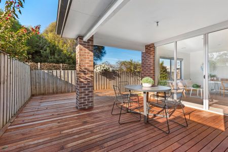 24 Point Boulevard, Point Lonsdale - Photo 4