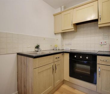 1 bedroom terraced house to rent - Photo 2