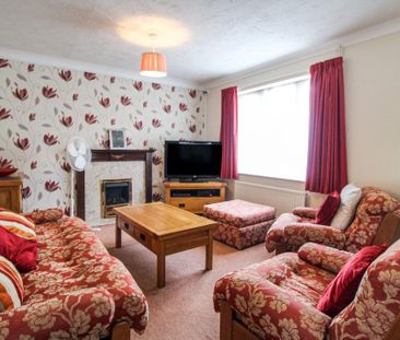 4 bedroom detached house to rent - Photo 1