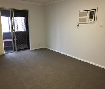 Duplex Located in Rossmoyne High School and Oberthur Primary School... - Photo 1