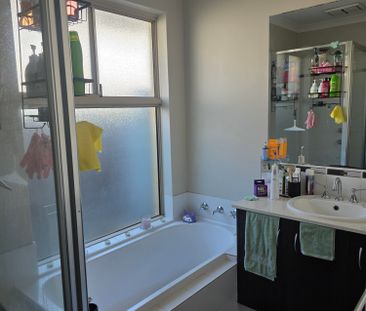 Ellenbrook - Photo 3