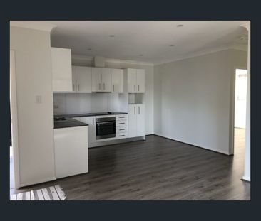 Stunning 2 Bedroom Granny Flat - Photo 2