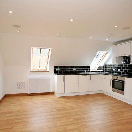 First Floor Flat, 21 The Square, AB34 4TX, Aboyne - Photo 1