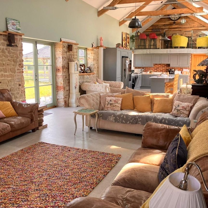 Clyst Hydon, Cullompton, EX15 - Photo 1