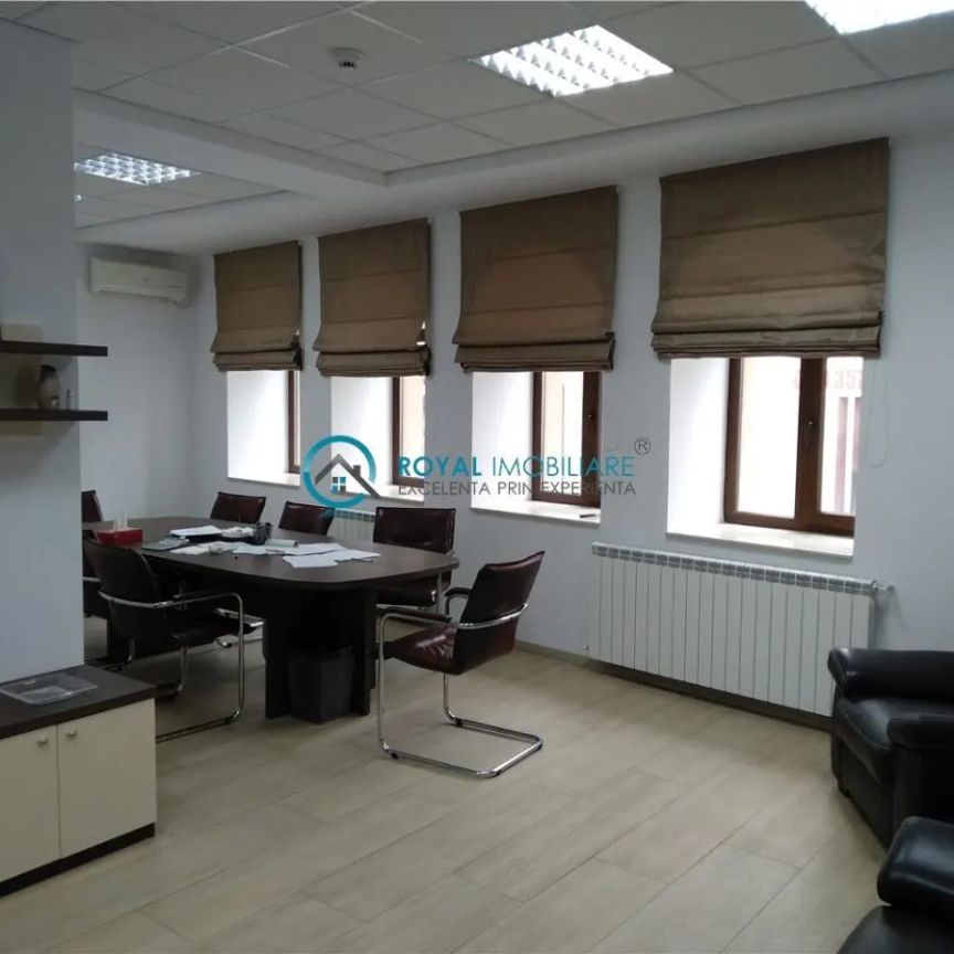 Royal Imobiliare - - Photo 1