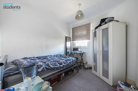 6 bedroom terraced house to rent - Photo 4