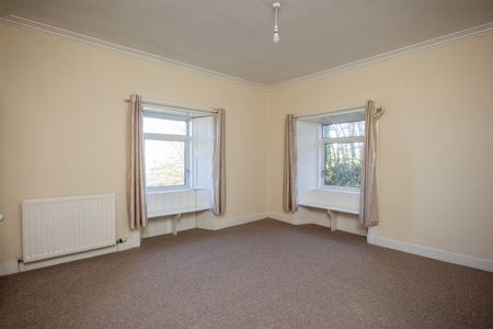 3 Bed Farmhouse - Photo 5