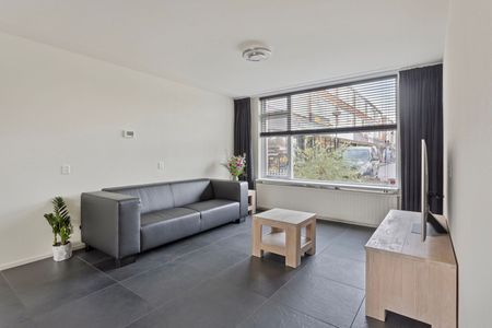 Huis te huur: Bloemenoordplein 22 5143 TB Waalwijk - Photo 2