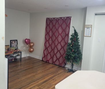 For Lease - 3 Fairbank Court Unit# Upper, Brampton, Ontario - Photo 3