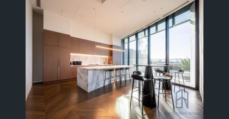 Light Filled Living - Photo 5