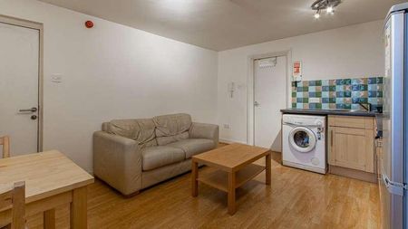 Minister Street, Cathays, CF24 - Photo 2