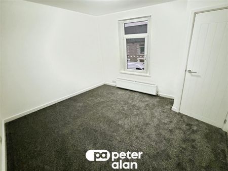 Phillips Street, Elliots Town, NEW TREDEGAR - Photo 2