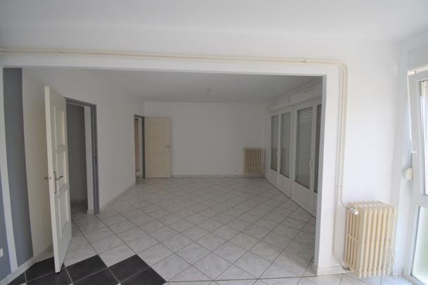 Location Appartement 4 pièces 81m² JOEUF 54240 - Photo 1