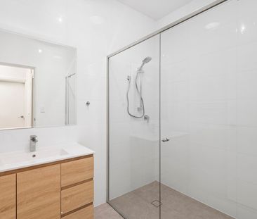 Renovated Family Home in Hornsby North Public School Catchment - Photo 5