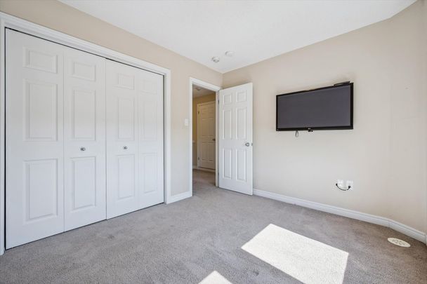 For Lease - 39 Kay Crescent Unit# 13, Guelph, Ontario - Photo 1