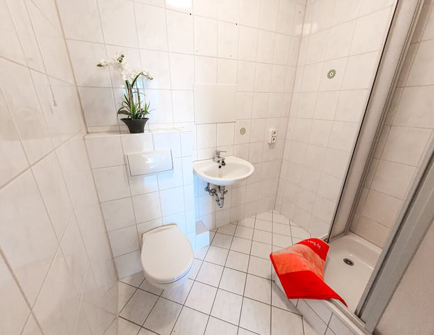 Otto-Lilienthal-Weg 3 - Photo 1