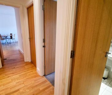 2 bedroom flat to rent - Photo 6