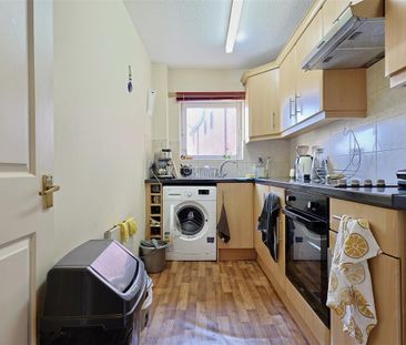1 bedroom Apartment to rent in Pavillion Mews, Jesmond, Newcastle u... - Photo 2