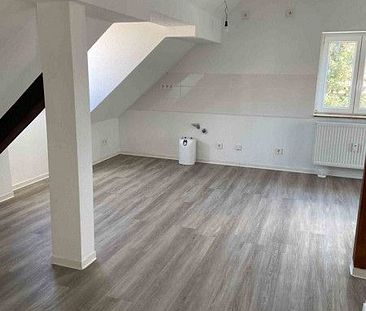 Willkommen in unserer herrlichen 2 Zimmer-Dachgeschoß-Wohnung! - Foto 5