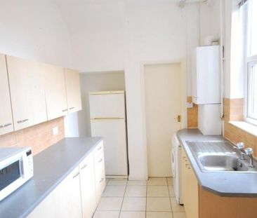 2 Bed - Deleval Terrace, Gosforth - Photo 3