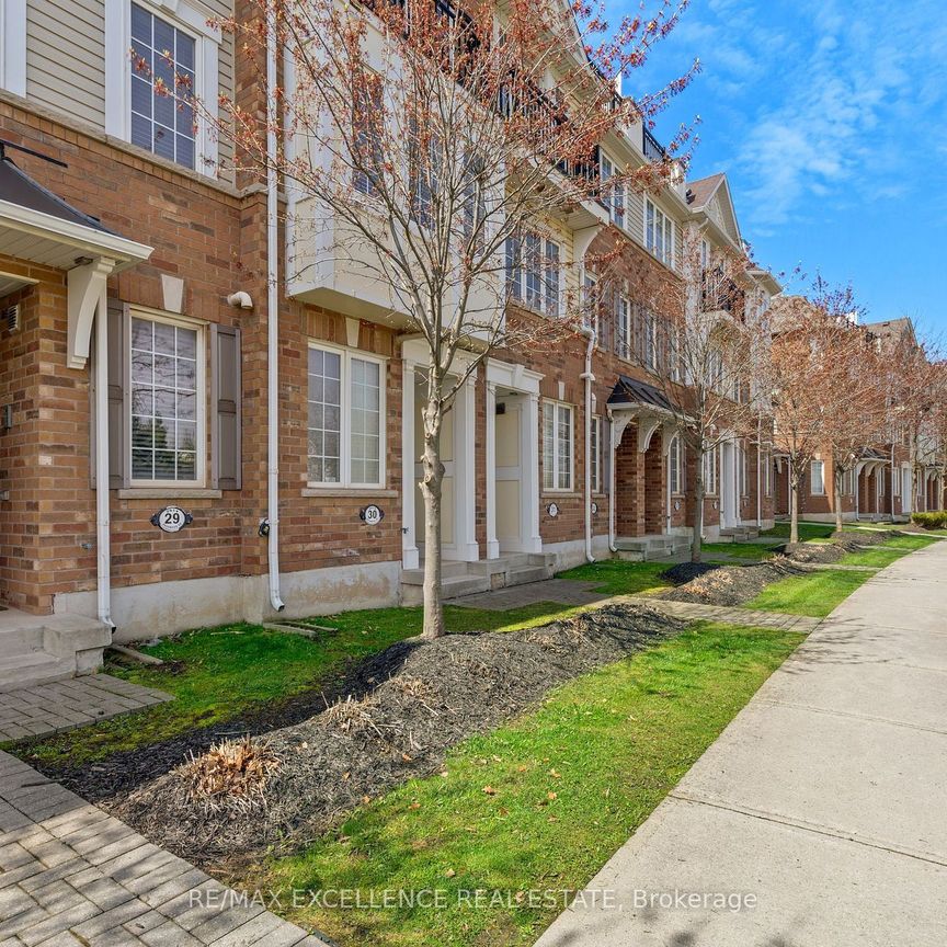 For Lease - 2614 Dashwood Drive Unit# 29, Oakville, Ontario - Photo 1