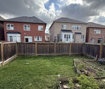 For Lease - 168 Durhamview Crescent, Whitchurch-Stouffville, Ontario - Photo 3