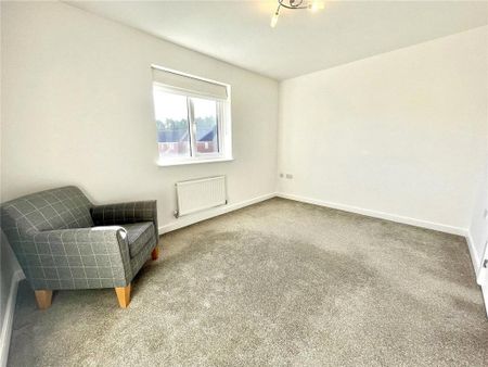 2 bedroom semi-detached house to rent - Photo 3