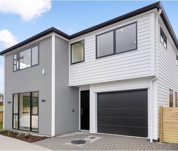 Oversized Home - Unbeatable Location - Photo 2