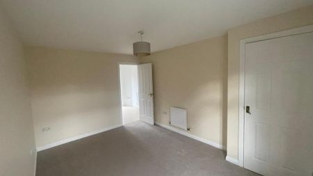 2 bedroom semi-detached house to rent - Photo 5