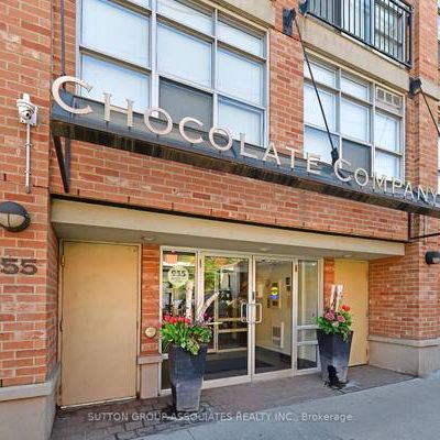 2 bedroom, 2 bath loft/condo at Trinity Bellwoods - Photo 1