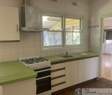 2 Bess Court, Dandenong - Photo 4