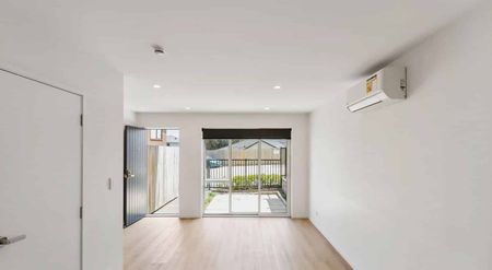 Modern 3 bdrm House in Favona - Ready to move in! - Photo 4