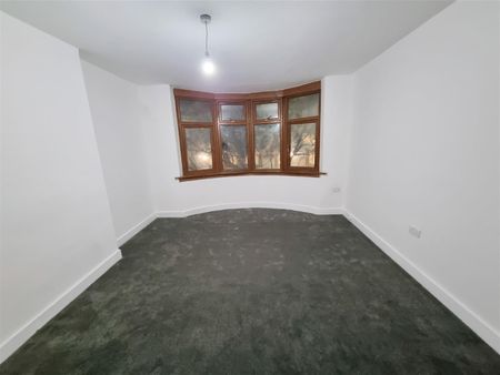 London Road, Thornton Heath - Photo 4