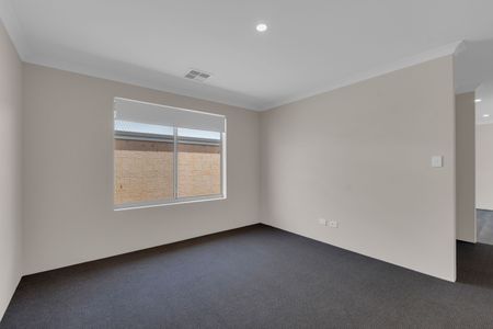 Four Bedroom Home in Lakelands - Photo 3