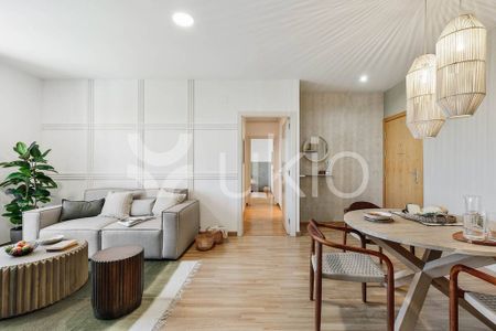 3 room luxury Flat for rent in Barcelona, Spain - Photo 2