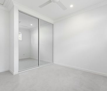 BRAND NEW - ONE WEEKS FREE RENT + WATER INCLUDED - Photo 5