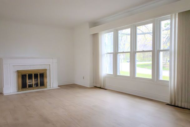 For Lease - 19 Woodington Crescent, St. Catharines, Ontario - Photo 1