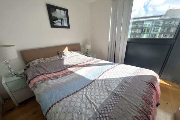 Flat to Rent: Trident House Station Road, UB3 - Photo 1