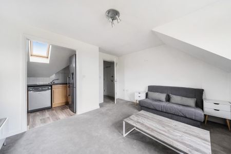 1 bedroom apartment to rent - Photo 2