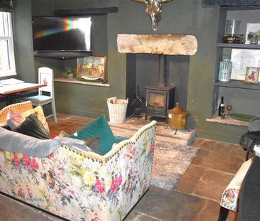 2 bedroom cottage to rent - Photo 1